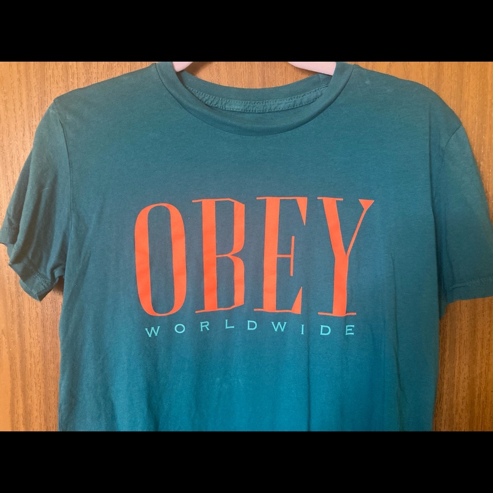 🔵 3 for 20 🔵 Obey T Shirt